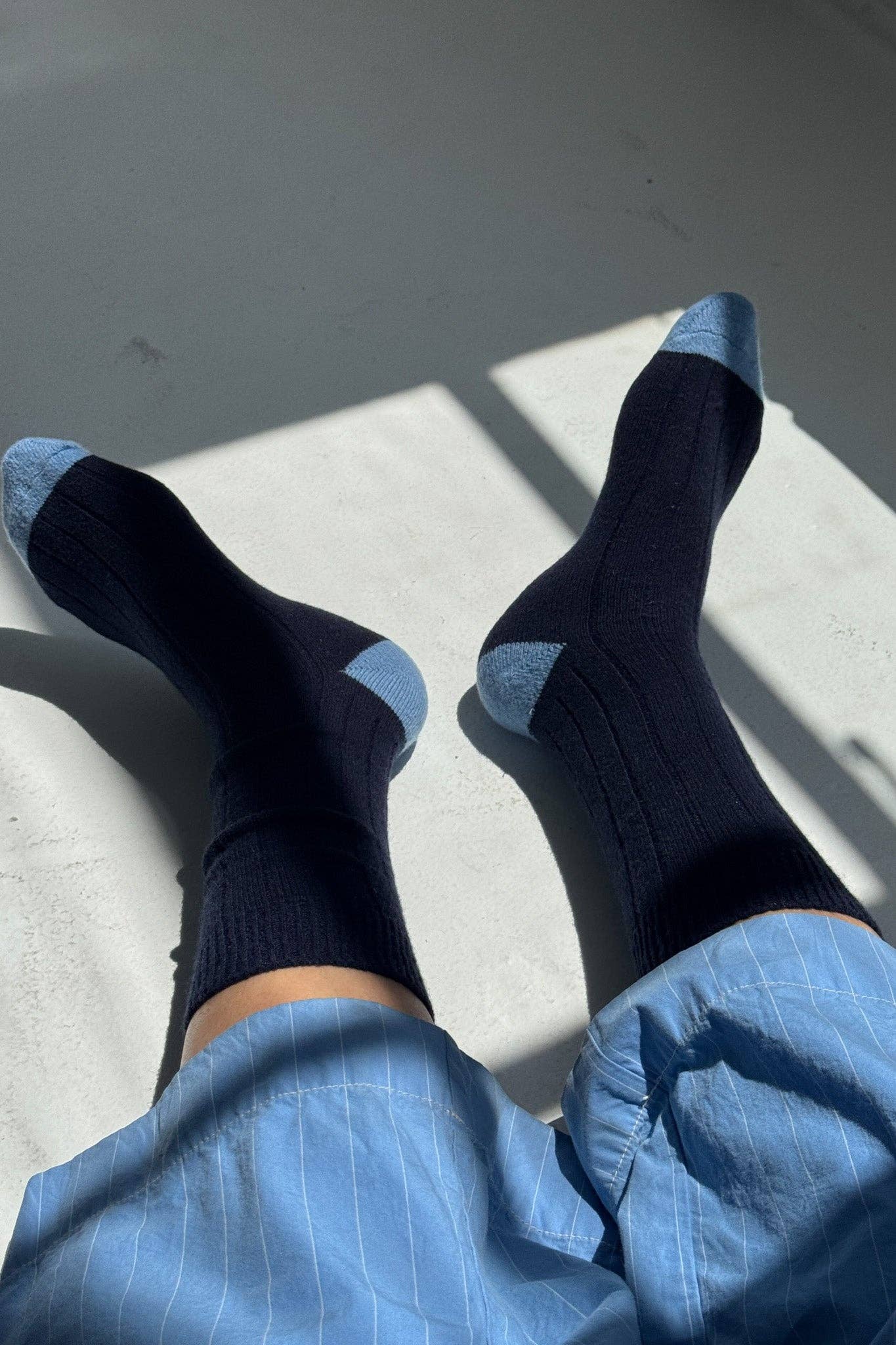 EXTENDED Cashmere Classic Socks (wholesale): Navy