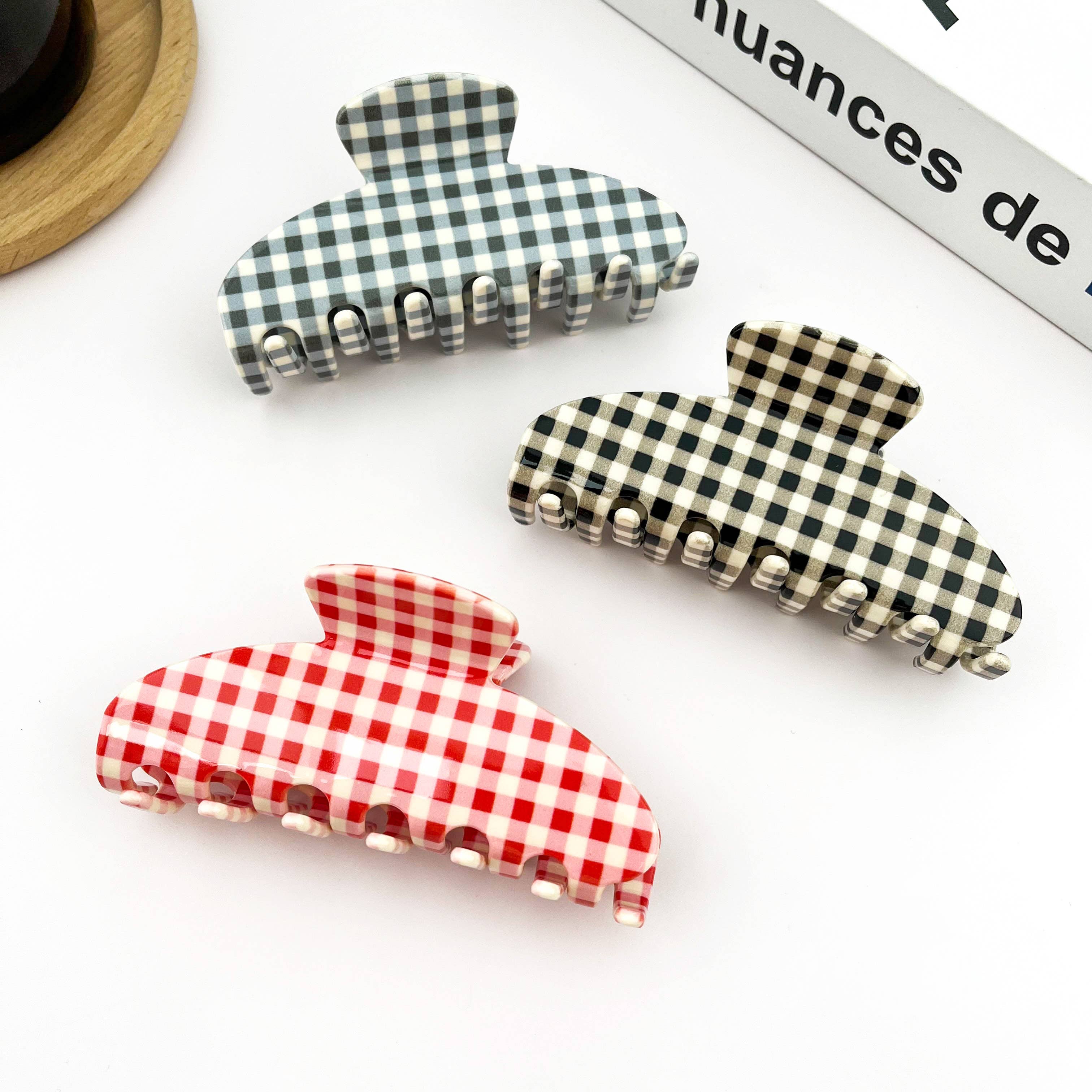 Minimalist Acetate Checkerboard Hair Claw Clip: Pink Red