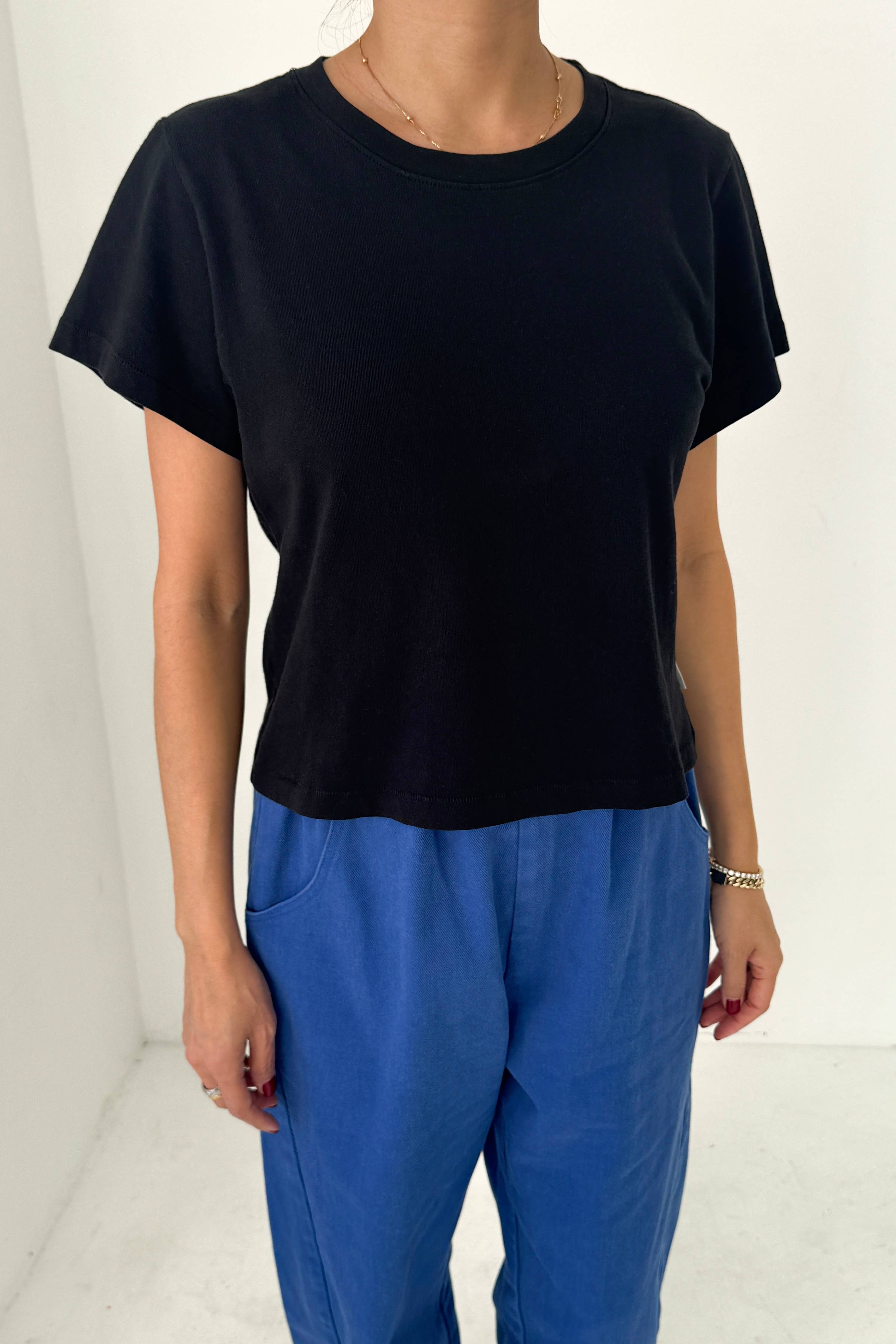 Noel Tee: Black