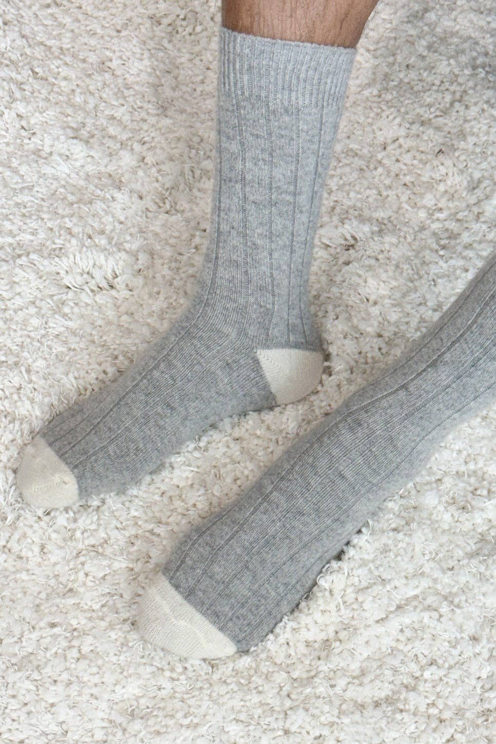 EXTENDED Cashmere Classic Socks (wholesale): Navy