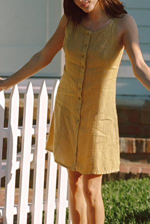 The Linen Pinafore: Hay