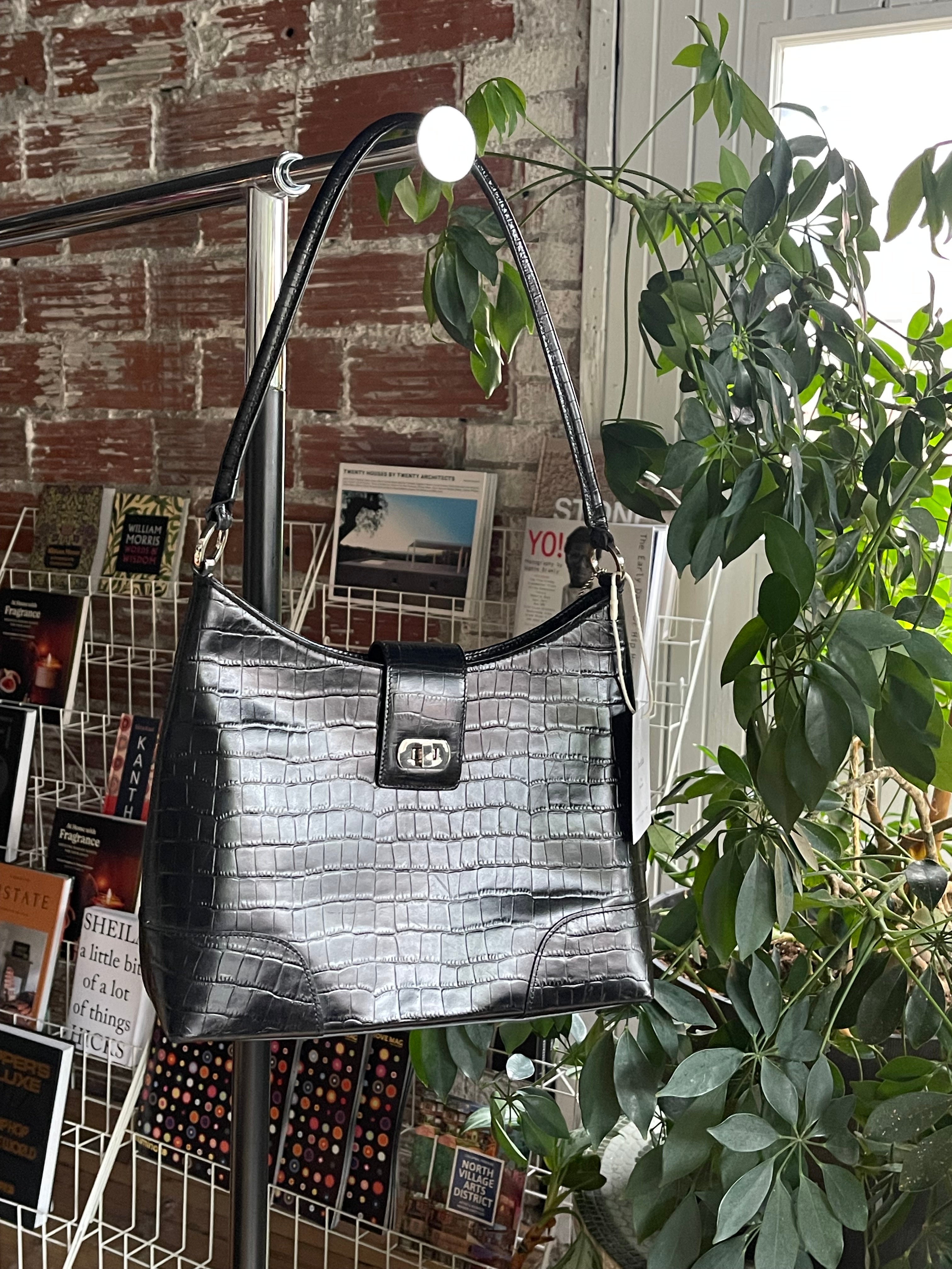 Vintage Black Embossed Leather Shoulderbag