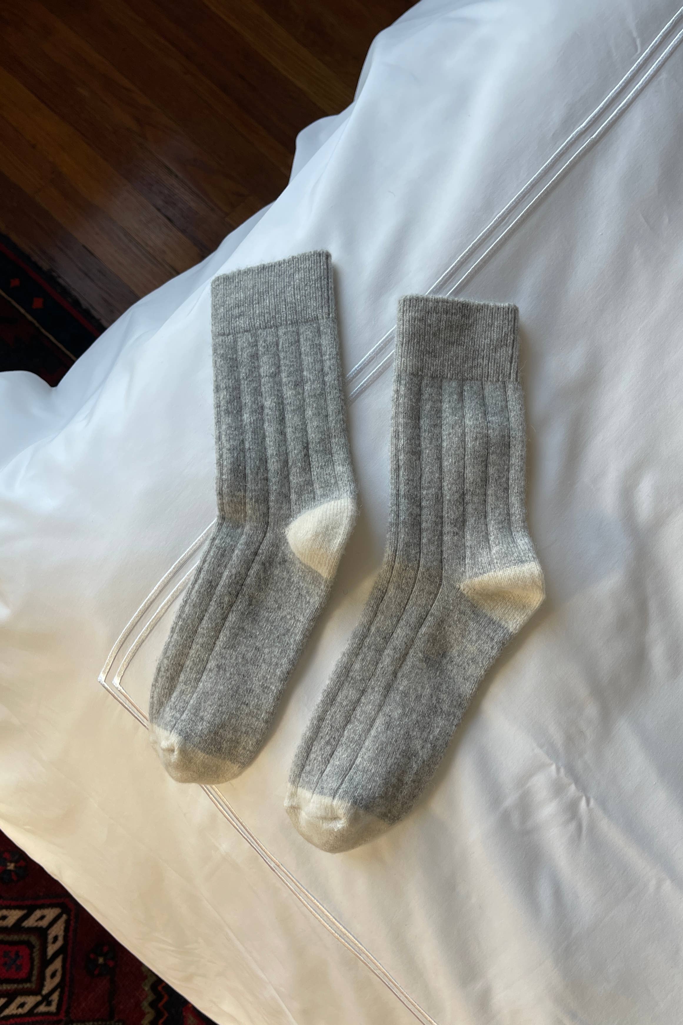 Classic Cashmere Socks: Bluebell