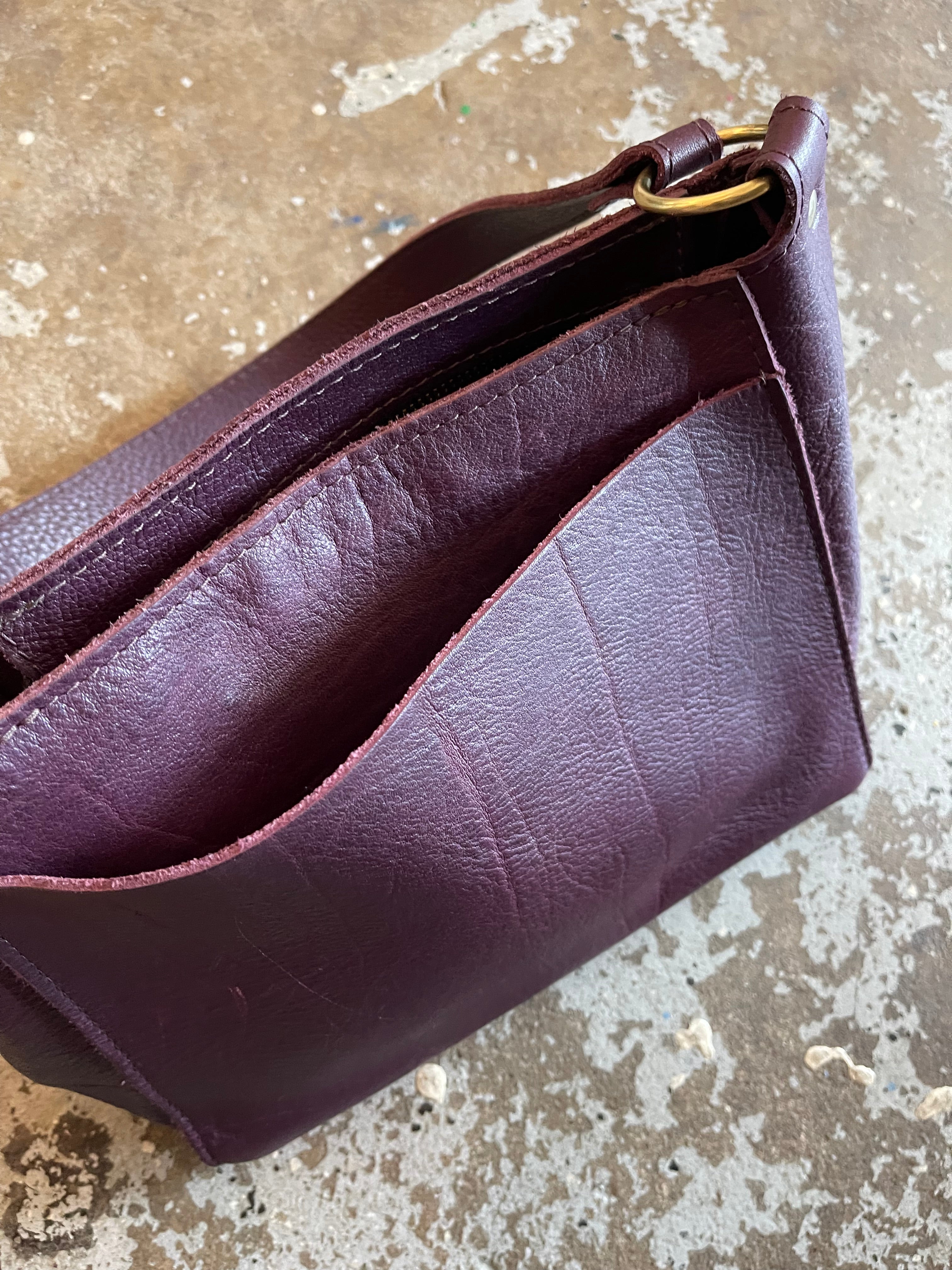 Eggplant Leather Shoulderbag