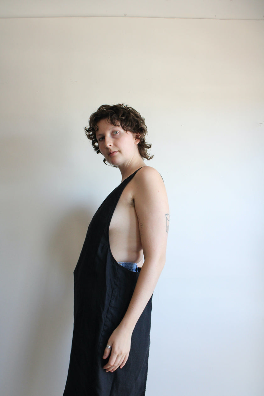 Kiki pinafore in black mid weight linen