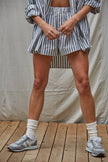 L8492B | Woven Cotton Striped Wide Leg Shorts : Ivory Taupe / S