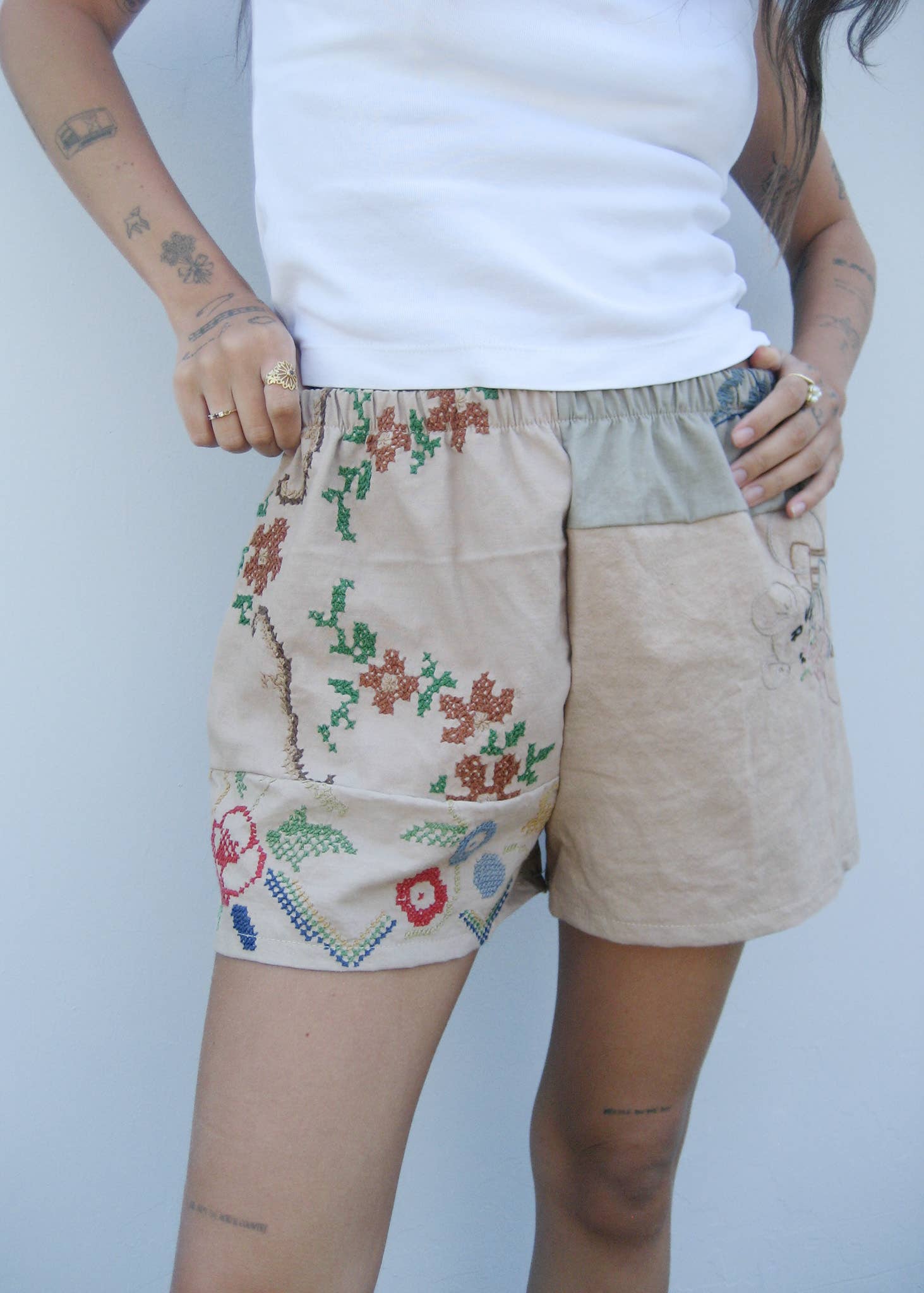 Embroidered Pieced Short Bundle