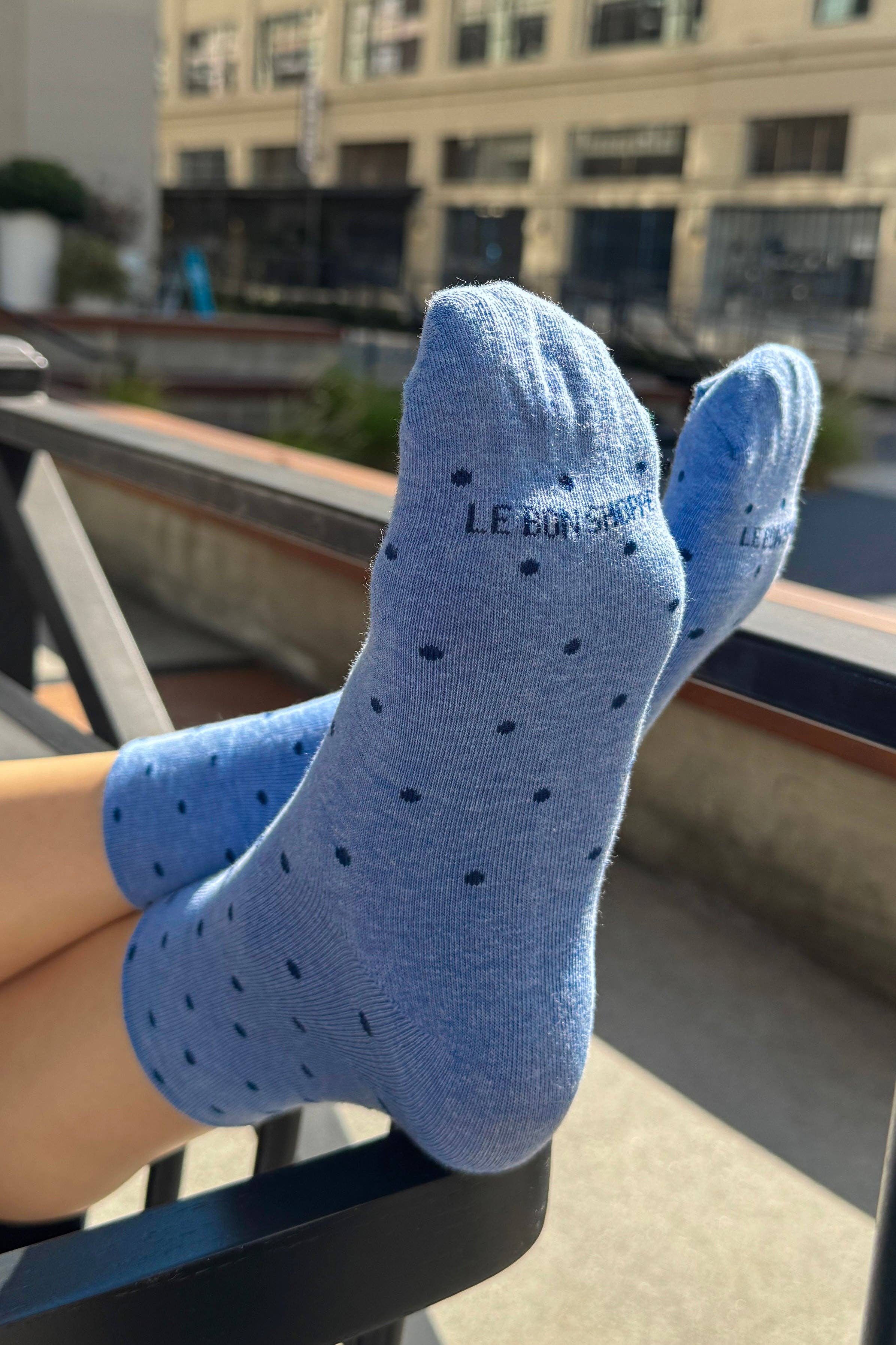 Polka Dot Sneaker Socks (wholesale): CACAO/BLUE