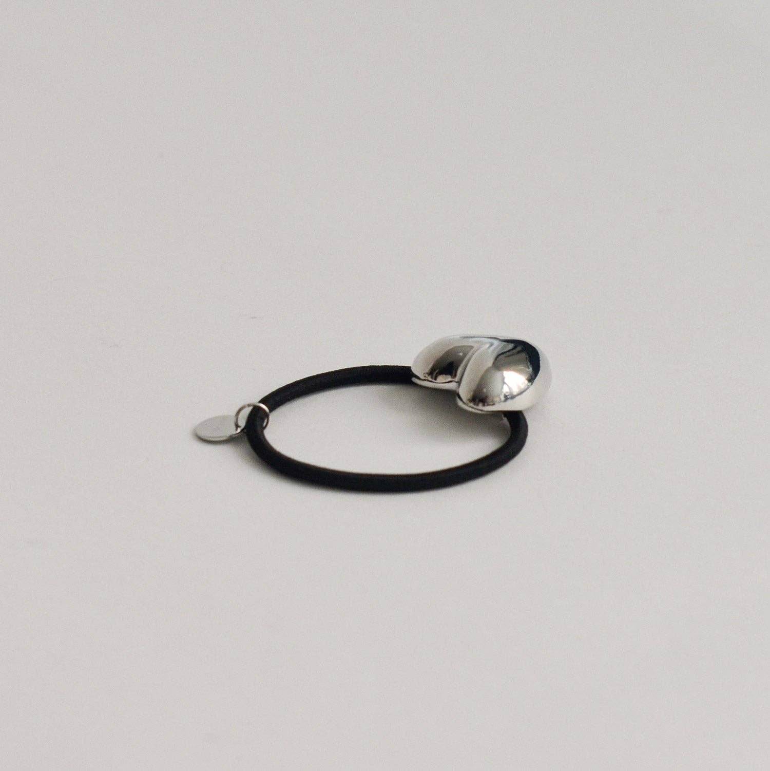 Heart-Shaped Metal Cuff Hair Tie | Silver