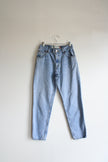 Vintage Levi's 550 in Light Wash