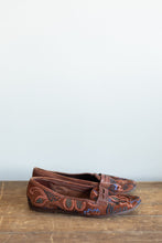Load image into Gallery viewer, Brown Suede Art Teacher Flats | 8.5
