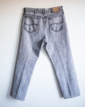 Load image into Gallery viewer, Vintage Lee Black Acid Wash Jeans
