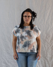 Load image into Gallery viewer, Short sleeve Alix top in hand painted mid weight linen
