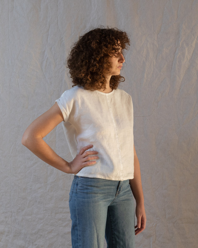 Short sleeve Alix top in white mid weight linen