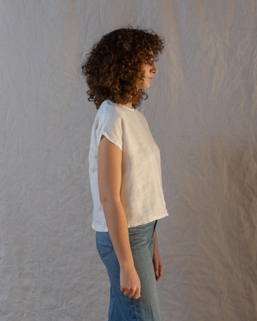 Short sleeve Alix top in white mid weight linen