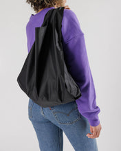 Load image into Gallery viewer, Standard Baggu in Black
